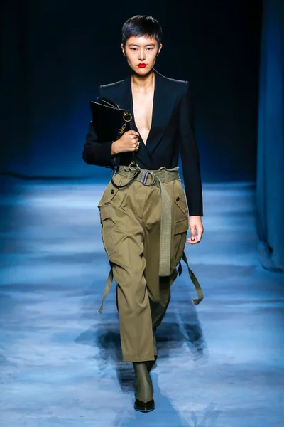 Look 6